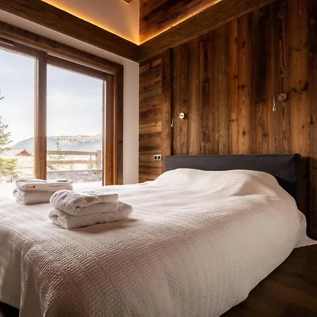 Apartamento Toto With Private Pool And Sauna Courchevel