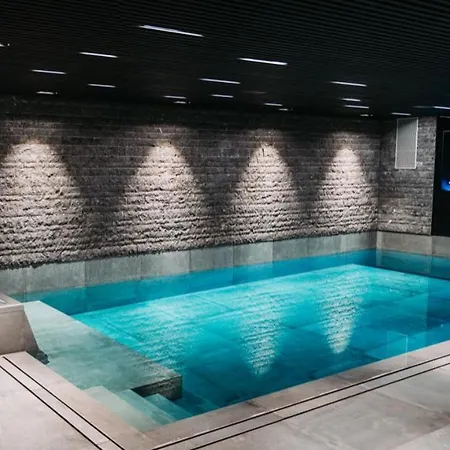 Toto With Private Pool And Sauna